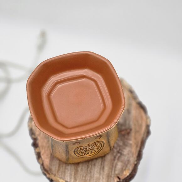 SCENTSY Retired Cozy Terra Cotta Deluxe Full Size Wax Warmer - Picture 3 of 7